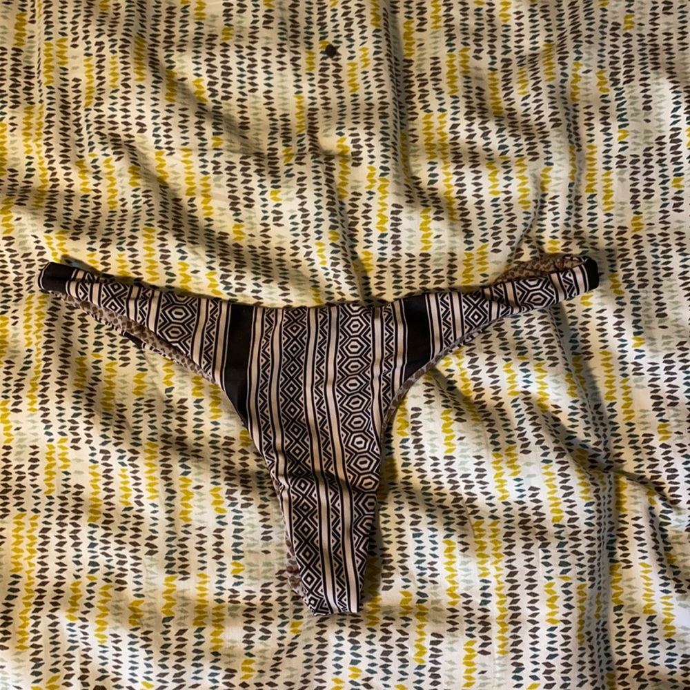 Acacia bikini bottoms!